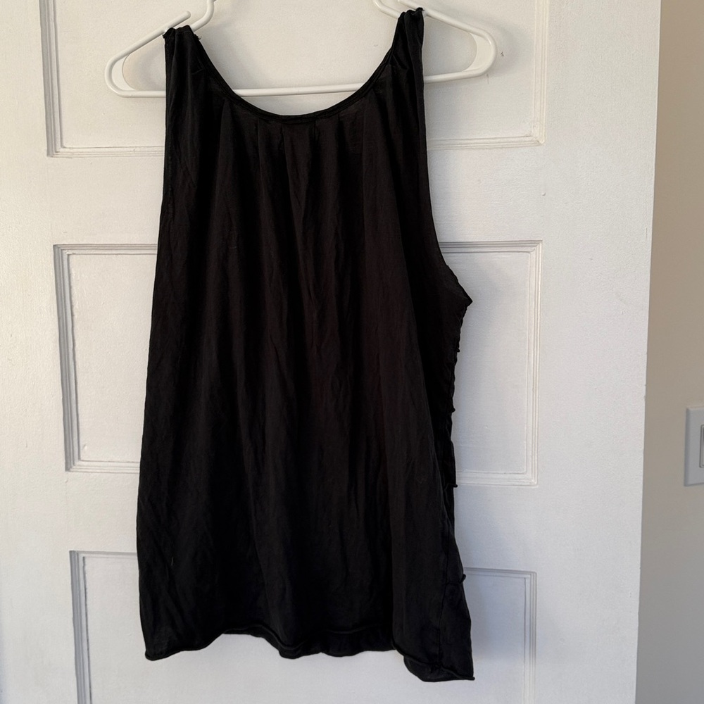 🐈‍⬛💕Wilfred Ruffle Top - Picture 2 of 4